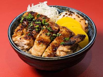 Garlic Butter Chicken Donburi