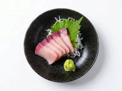Yellowtail Sashimi (5 slices)