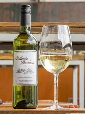 Sauvignon Blanc (glass)