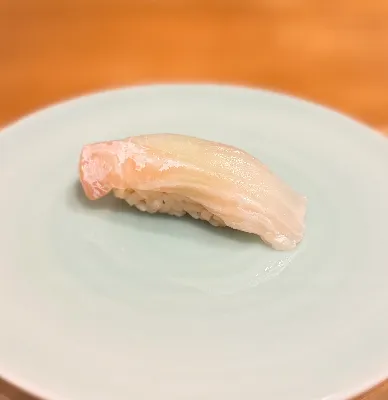 Hirame Sushi (1pc)