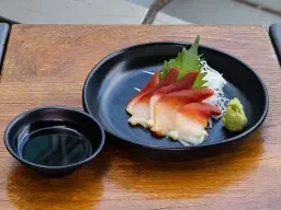 Surf Clam/Hokkigai Sashimi