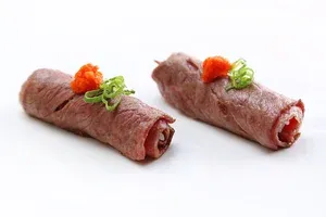 Japan Wagyu Beef with Ponzu Chilli (2pcs)