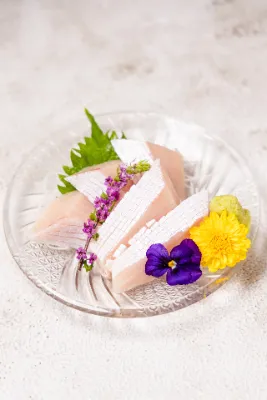 White Tuna/Shiro Maguro Sashimi
